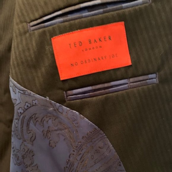 Mens Ted Baker Navy Pinstripe Suit 44L - Picture 5 of 10